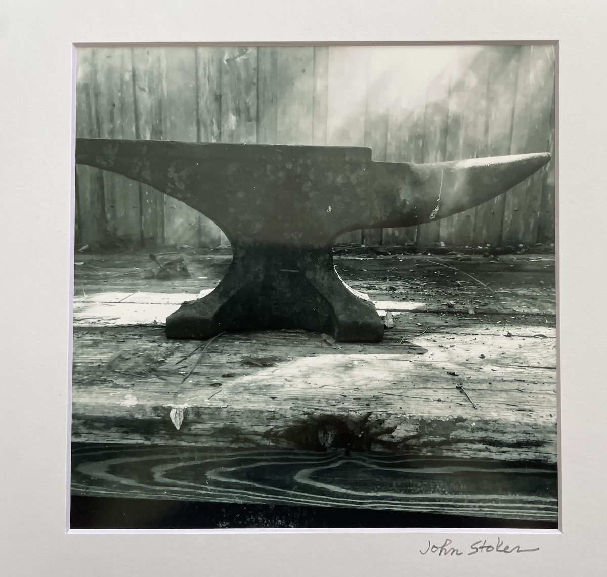 333 Illumination of anvil
